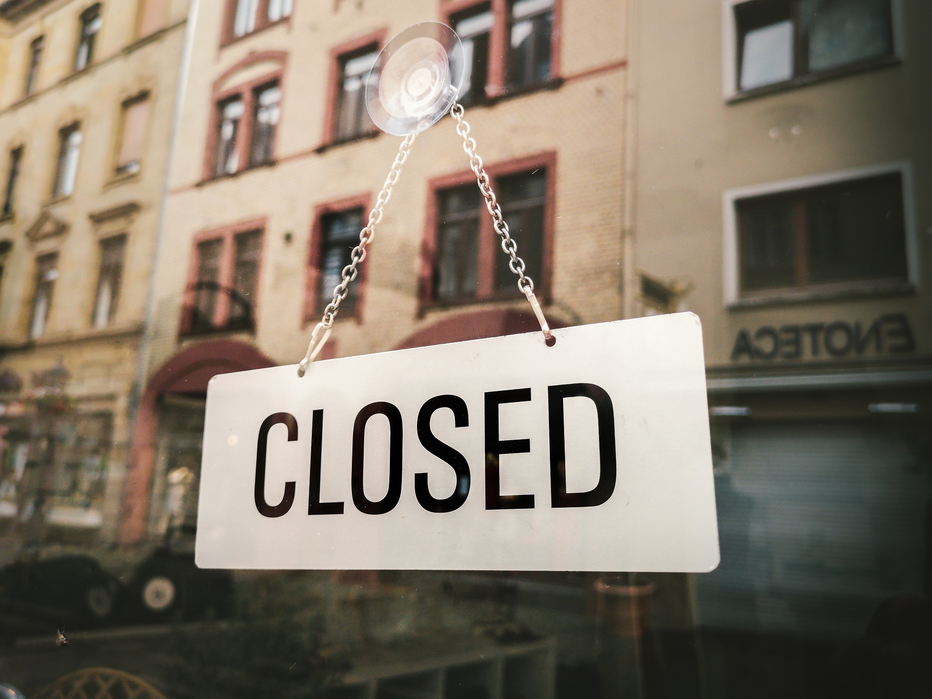 BGH - Urteil zur Gewerbemiete im Lockdown Laden Geschäft Geschlossen Closed Fenster Schild